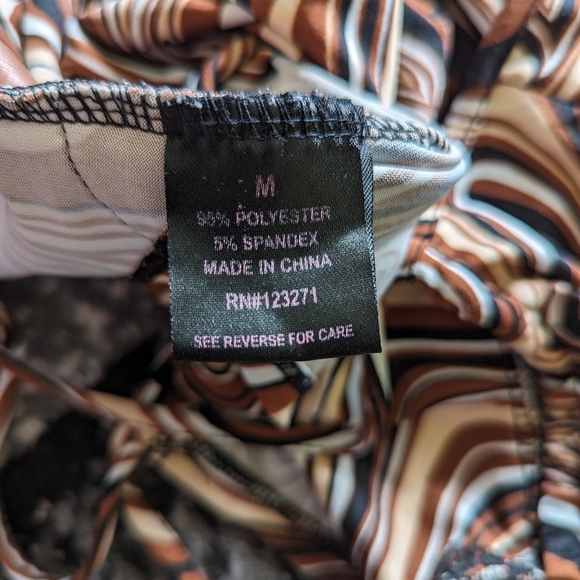 Faded rose geometric boho Y2K hippie backless cropped top size medium - Picture 5 of 9